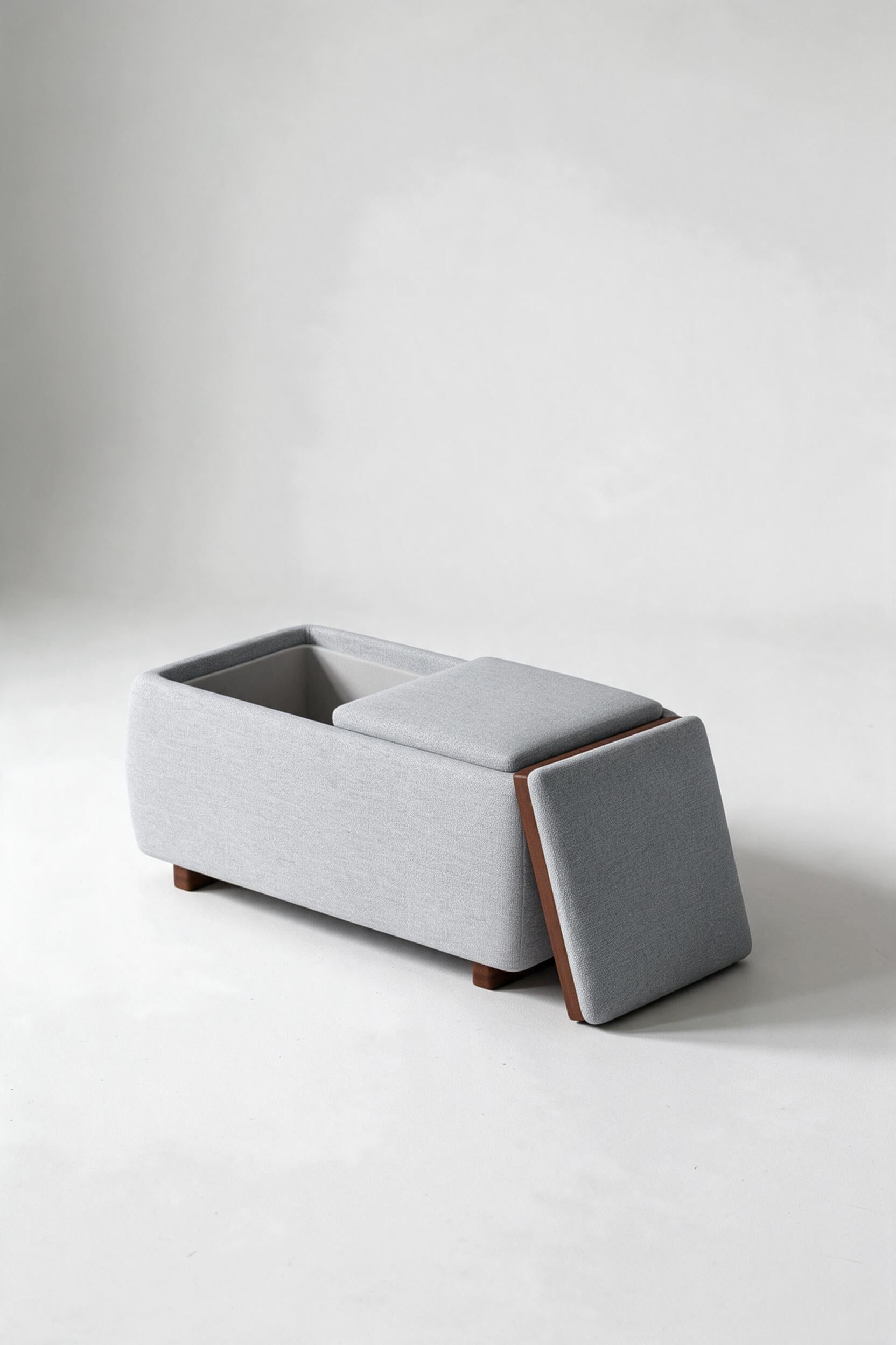 SB-17 showroom photo